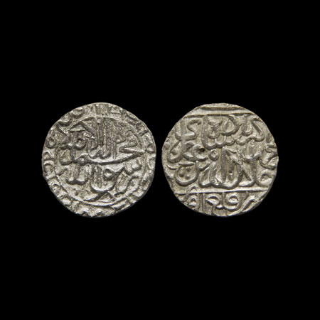 Akbar, Silver Rupee, 10.95gm, Qila'a Alwar Mint, date off flan, complete mint name with ep