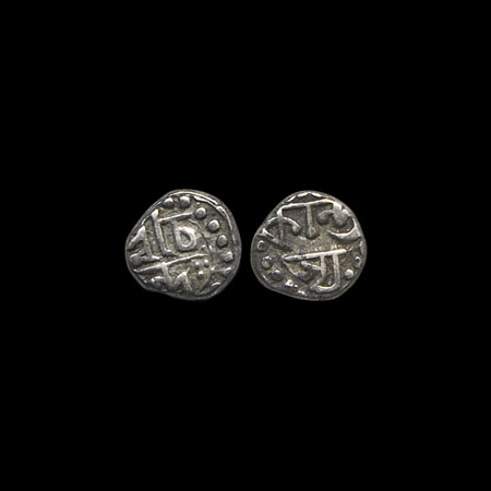 Assam, Silver 1/32 Rupee, 0.35gm, Chandrakant Simha/Sudingpha, Obv: Sri Cha/ndra. Rev: Kan