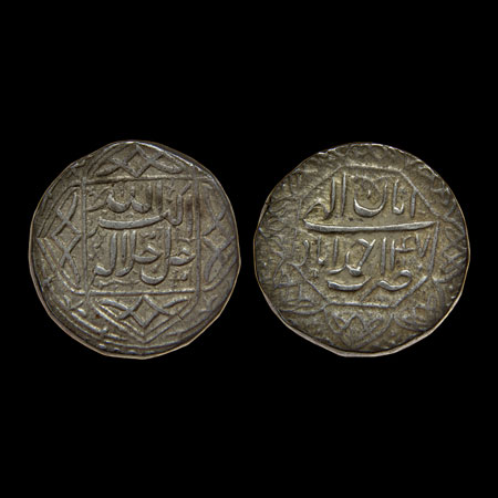 Akbar, Silver Rupee, 11.41gm, Ahmadabad Mint, Ilahi Type with 8 pointed star, Month 'Aban'
