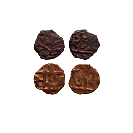 Maratha Confederacy, Copper ¼ Paisa(2), 1.7 & 1.9gm, Wadi, Mint, Khem Sawant a) Floral wit