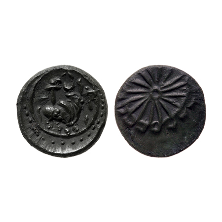 Pallavas of Kanchi , Bronze unit, 3.34gm, Obv: Bull above Brahmi legend 'Pakapituku' Rev: 