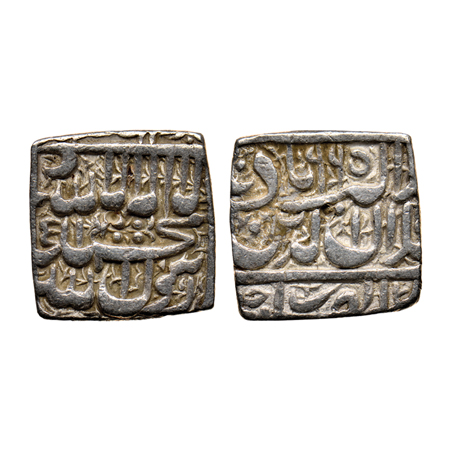 Akbar, Silver Square Rupee, 10.98gm, Ujjain Dar ul Zarb Mint, AH 995, Obv: Kalima is conta