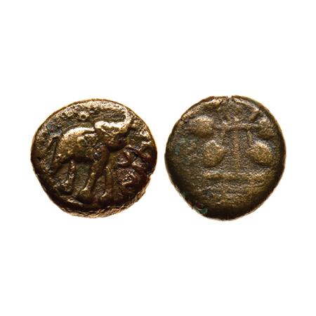 Satavahanas, Kosikiputra Satakarni, Nevas-Paithan type, Copper Unit, 5.75gm, Obv: Elephant