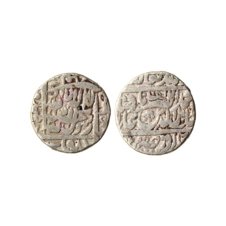 Akbar, Silver Rupee, 11.40gm, Urdu Zafar Qarin Mint, AH Alf (1000), KM Unlisted type. Test