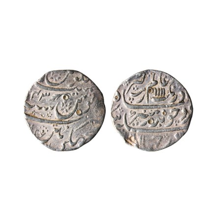 Aurangzeb, Silver Rupee, 11.44gm, Macchlipattan Mint, AH 1111 / RY 43. dotted flowers arou