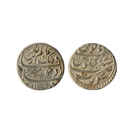 Aurangzeb, Silver Rupee, 11.50gm, Surat Mint, AH 1091 / RY 24. KM 300.86. Partly border se