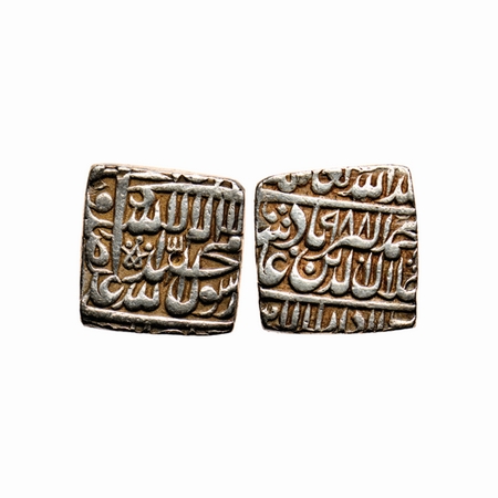 Akbar, Silver Square Rupee, 11.37gm, Lahore Mint with epithet Dar al-Sultanat, Kalima type