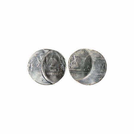 2 Rupees, 2010, 5.72gm, Steel, Error, Triple struck on both sides showing elongated size. 