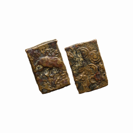 Satavahanas, Vidarbha Region, Copper Unit, 10.68gm, Obv: Elephant walking to right above s