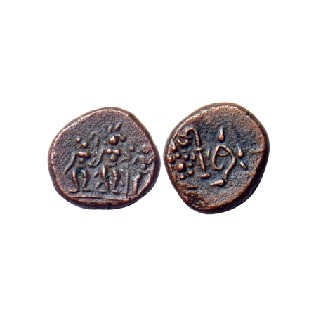 Thaanjavur Nayaks, Copper Kasu, 2,58gm, Obv: King with consorts, Rev: Lamp flanked with di