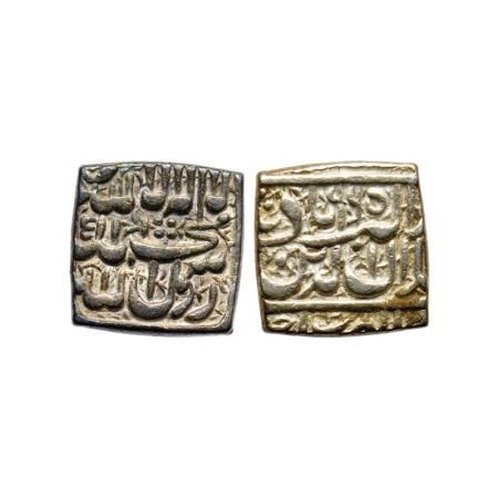 Akbar, Silver Rupee, 11.33gm, Ujjain Mint, AH 995. KM 88.8. Very Fine+, Scarce.