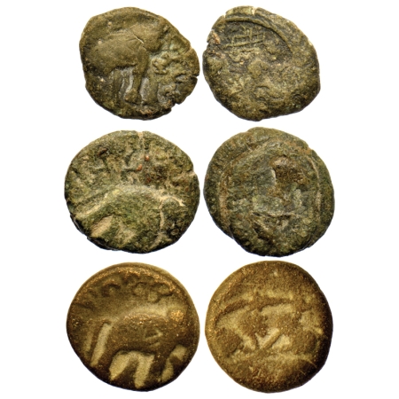 Satavahanas, Kosikiputra Satakarni (3 Coins), Nevasa-Paithan type, Obv: Elephant walking t