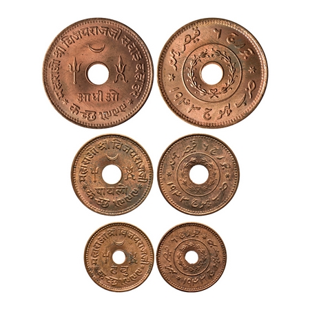 Kutch, Copper Adhiyo , Paylo, Dhabu (3 Coins), Vijayrajji (VS 1998-2004 / 1942-1948 AD), V