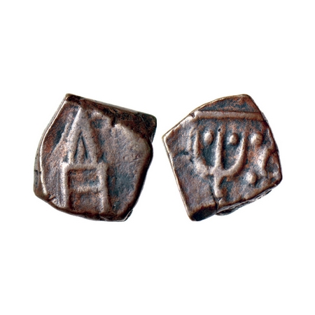 Makrai, Copper Paisa, 8.77gm , Raja Bharat Shah , Obv: Katar to upword, Rev: Trident. Unli