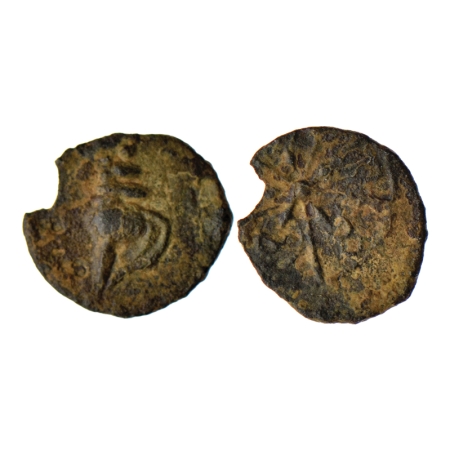 Kadambas of Banvasi, Potin Unit, 0.50gm, Obv: Conch, Rev: Wheel and Brahmi legend. Fine, S