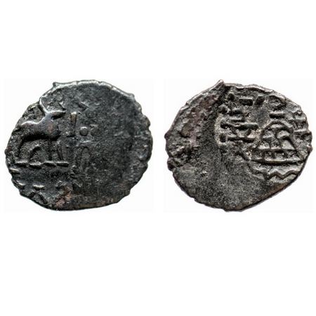 Kunindas, Amoghabhuti type, Copper ½ Unit, 2.32gm, Obv: Deer standing facing right front o