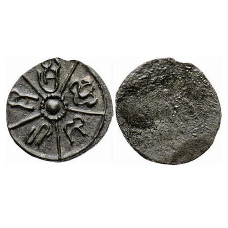 Kadambas of Banavasi, Krishnavarma II (AD 516-540), Potin Unit, 0.46gm, Obv: Wheel with fi