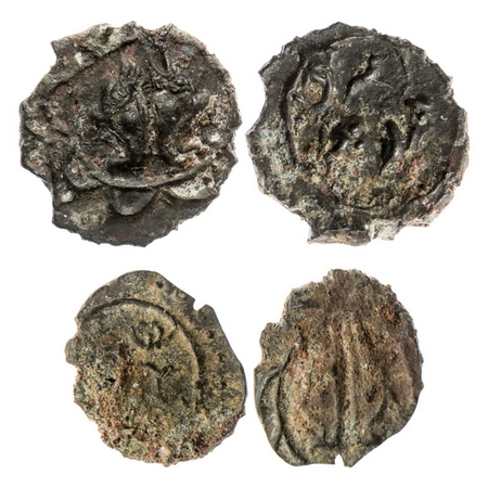 Pallavas of Kanchi, Potin Unit (2 coins), Obv: Bull standing facing to right above crude B