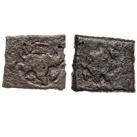 Pre-Satavahana, Uninscribed type, Vidarbha Region, Copper Unit, 7.16g, Obv: Running elepha