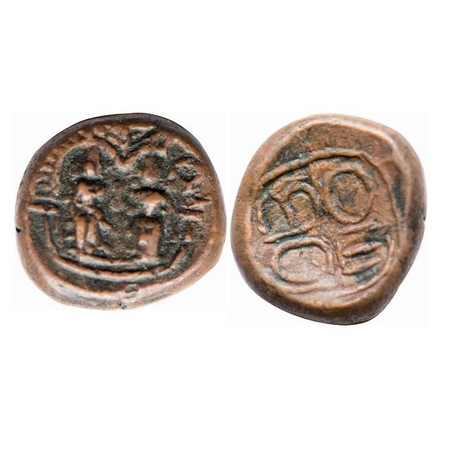 Nayakas of Madurai, Copper, 3.50g, 17th century, Sriveera type Obv: Two Deities standing w