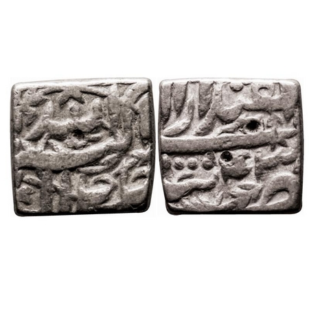 Akbar, Silver Square Rupee, 11.25g, Tatta Mint, Ilahi Month Isfandarmuz. KM 88.7. Test mar