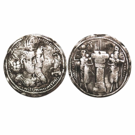Sassanian Empire, Varhran II (AD 274-293), AR Drachm nd. 4.18g. 26.85x26.89mm, Obv: King, 