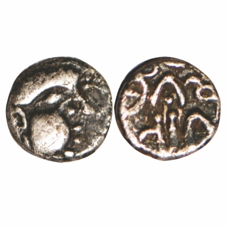 Rashtrakutas, Silver Dramma (750-800 AD), 0.39g, 7.62x7.82mm, Obv: Profile bust of a king,