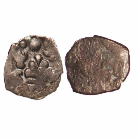 Punch Marked, attributed to 'Surashtra Janapada' (c.350-250 BC), ¼ Karshapana, Silver, 0.1