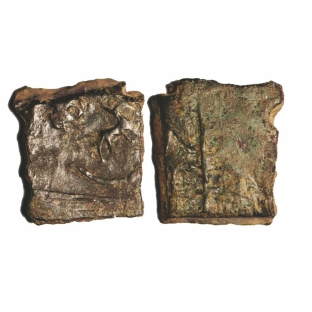 Pre-Satvahana, Vidarbha, Copper, 5.10g, 16.99x15.57mm, Obv: Deer to right and river, Rev: 