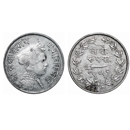 Baroda, Silver ½ Rupee, 5.66g, Sayaji Rao III (AH 1292-1357 / 1875-1938 AD), VS 1951, With