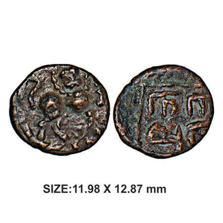 Nawabs of Arkat, 17th century, Copper, 1.41g, Obv: Tiger facing right, Rev: 'NA WA' in Tam