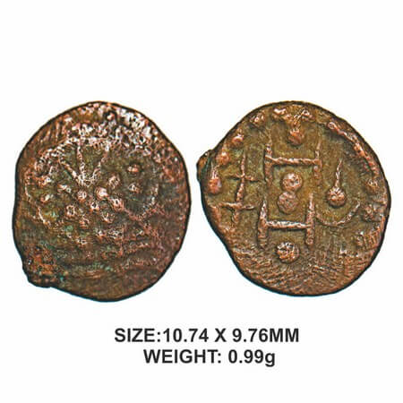 Kongu Chera, 14th century, Copper, 0.99g, Obv: Seated deity, surrounded by a circle, Rev: 