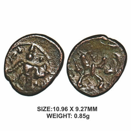 Senji Nayakas, 16th century, Copper, 0.85g, Obv: Standing Deity with a flower in hand, Rev