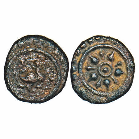 Travancore, Copper Thira Cash, 1.15g, Obv: seated bird type. Beena Sarasan 303.1 type. Abo