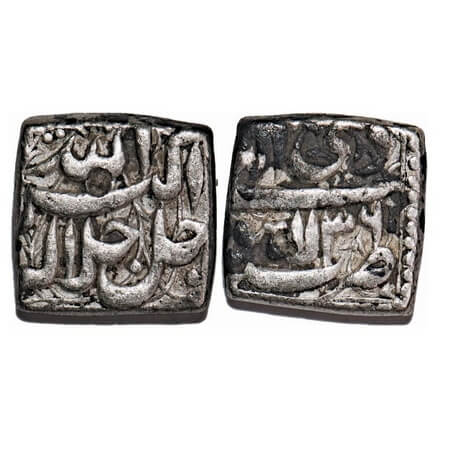 Akbar, Silver Square Rupee, 11.27g, Lahore Mint, Ilahi Type, Month 'Di', Year 36, KM 88.3.