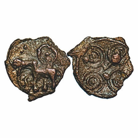 Kaushambi (Vatsa), (c. 200-100 BC), Cast Copper, 1.12g, 13.69x13.39mm, Obv: Elephant to le