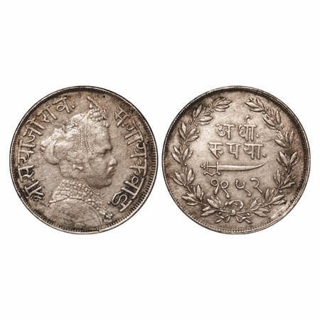 Baroda, Silver ½ Rupee, 5.63g, Sayaji Rao III (AH 1292-1357 / 1875-1938 AD), VS 1952. KM Y
