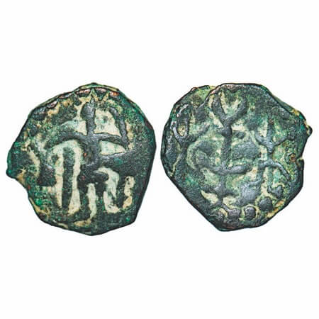 Post-Mauryan, Ujjaini Region, Copper Unit, 1.47g, 10.69x11.29mm, Obv: Human figure standin