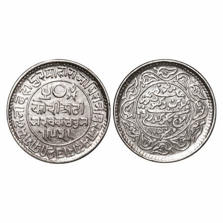 Kutch, Silver, 2 ½ Kori, 6.80g, Pragmalji II, INO Queen Victoria, VS 1931/1875 AD. Edge: K