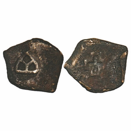 Post-Mauryan, Deccan Region, Cast Copper, 4.90g, 17.74X20.40mm, Obv: Three arched hill abo
