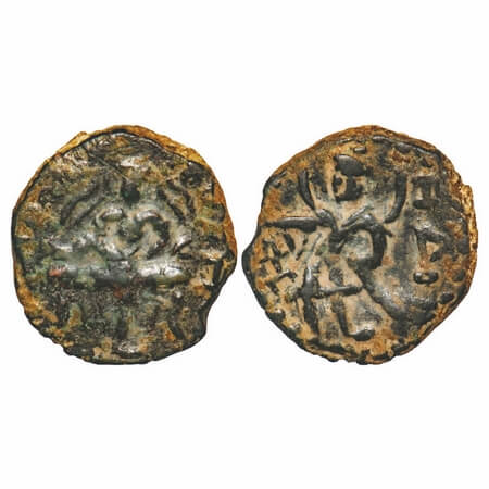 Kushanas, Huvishka (c. 158-195 AD), Copper ½ Drachma, 6.25g, 22.34X21.20mm, Obv: King half