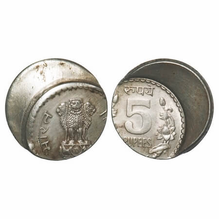 5 Rupees, (2009-2011), Cu-Ni, 40% die shift error. Very Fine+. Scarce.