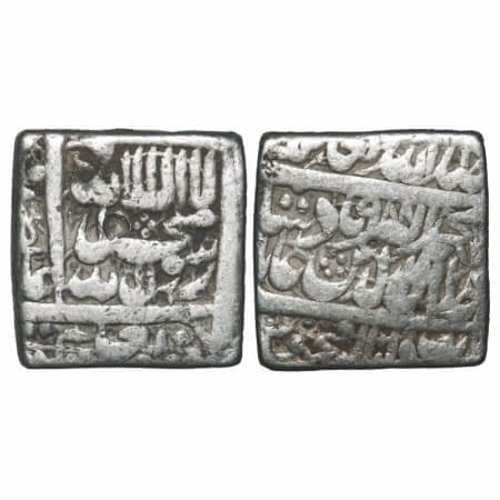 Akbar, Silver Square Rupee (Broad flan), 11.10g, Dar us Sultanat Fathpur Mint, AH 988. KM 