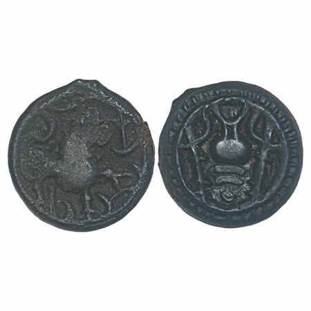 Vishnukundin Dynasty, Andhra Region, Copper Base Alloy, 8.48g, 20.14x19.40mm, Obv: Roaring