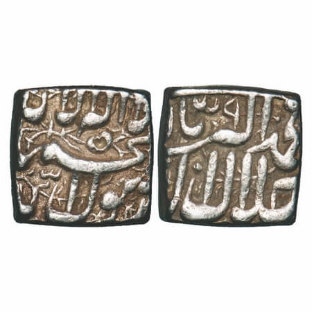 Akbar, Silver Rupee, 11.36g, (Ujjain) Mint by style, Year 39. KM 88.8. Very Fine+, Scarce.