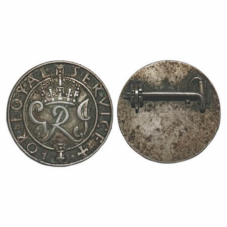 George VI, Silver Gilt Badge, 7.51g, For Royal Service, The King's Badge is a large 'silve