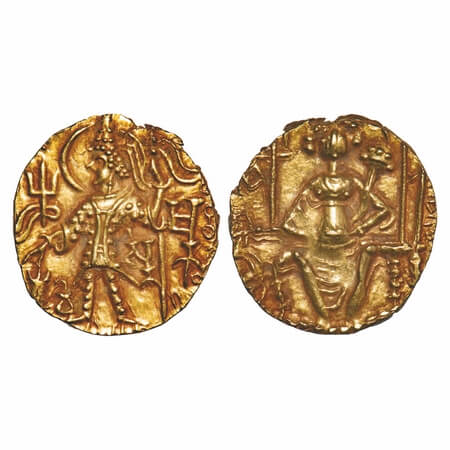 Kushanas, Shaka (c. 305-335 AD), Gold Dinar, 7.74g, 20.24x19.22mm, Obv: king nimbate stand