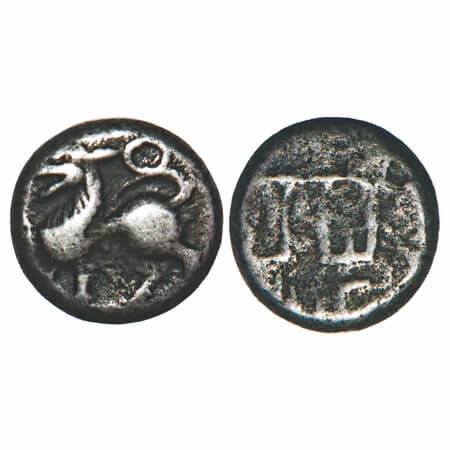 Yadavas of Devgiri, Singhanadev (c. 1200-1247 AD), Silver Dramma, 0.91g, 7.84x8.01mm, Obv: