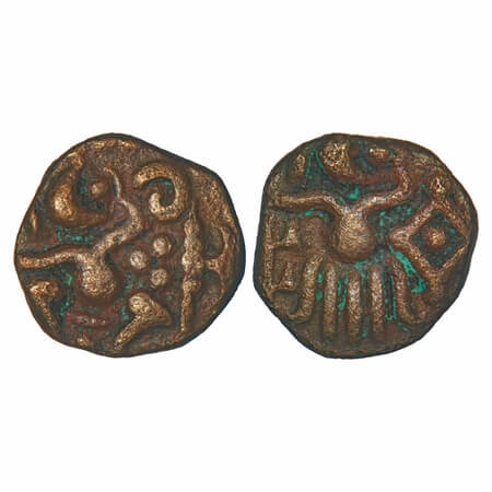 Travancore (Medieval Coinage), Venad, Copper, 3.47g, 14.47x15.10mm, Obv: Seated king in ch