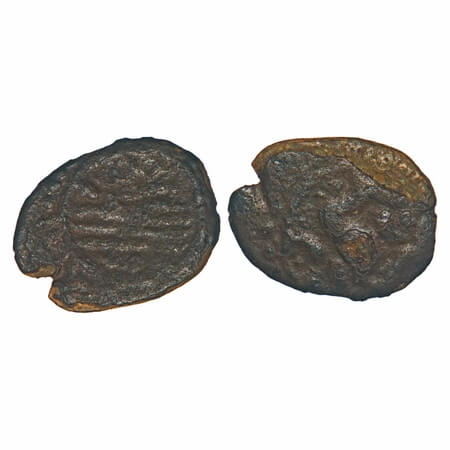 Travancore, Copper, 0.99g, Obv: Padmanabha to left, sanku, & chakra, Rev: Annam to left, s